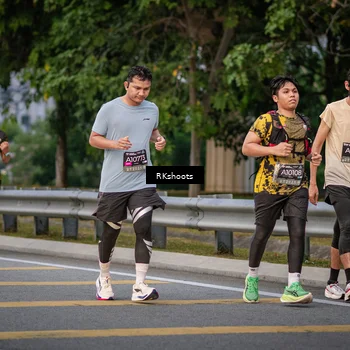 Runner Photo 6221125