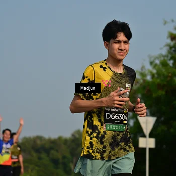 Runner Photo 6221140