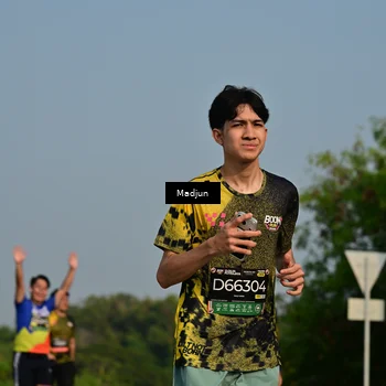 Runner Photo 6221141