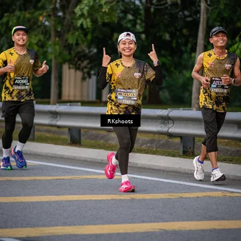 Runner Photo 6221142