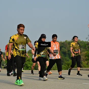Runner Photo 6221207