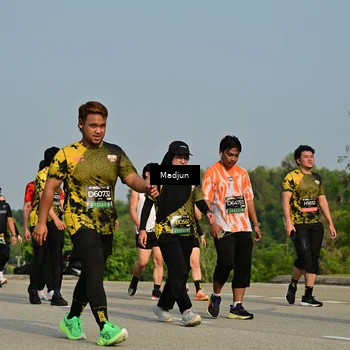 Runner Photo 6221225
