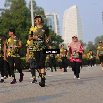 Runner Photo 6221242