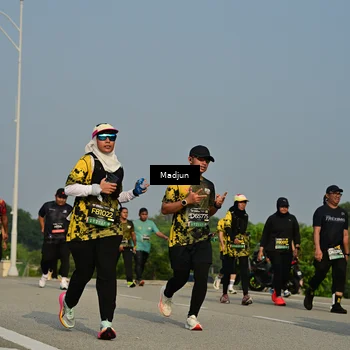 Runner Photo 6221301