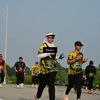 Runner Photo 6221347