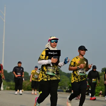 Runner Photo 6221350