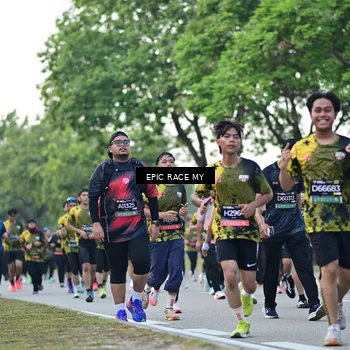 Runner Photo 6221386