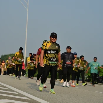Runner Photo 6221392