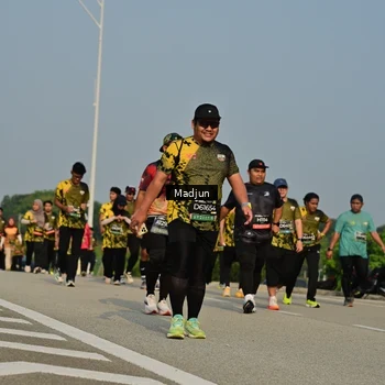Runner Photo 6221399