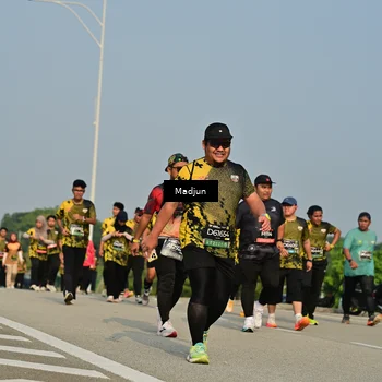 Runner Photo 6221411