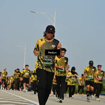 Runner Photo 6221457