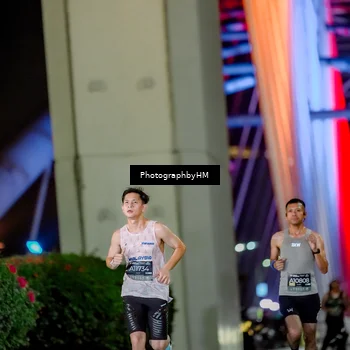 Runner Photo 6221469