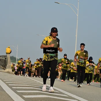 Runner Photo 6221479
