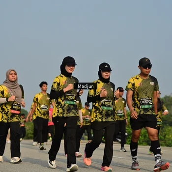 Runner Photo 6221543