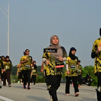Runner Photo 6221590