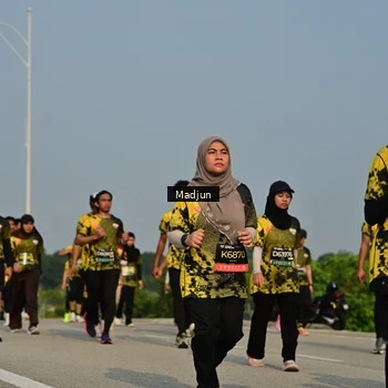 Runner Photo 6221591