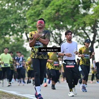 Runner Photo 6221616