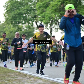 Runner Photo 6221658