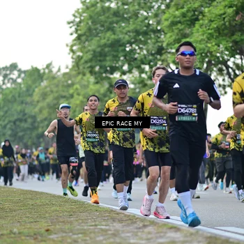 Runner Photo 6221716