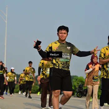 Runner Photo 6221717