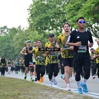 Runner Photo 6221747
