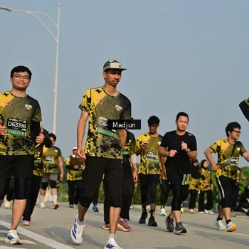 Runner Photo 6221759