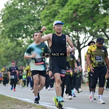 Runner Photo 6221761