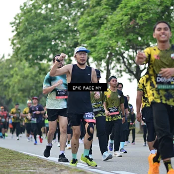 Runner Photo 6221764