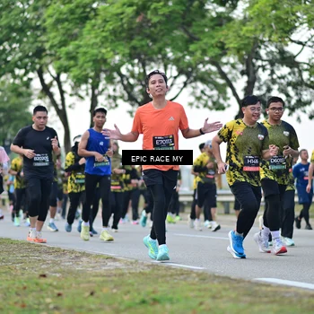 Runner Photo 6222310