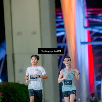 Runner Photo 6222392