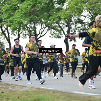 Runner Photo 6222400