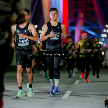 Runner Photo 6222463