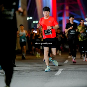 Runner Photo 6222500