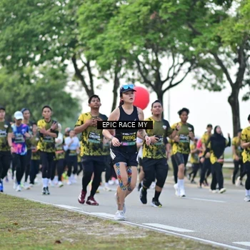 Runner Photo 6222513