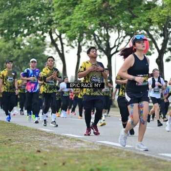Runner Photo 6222515