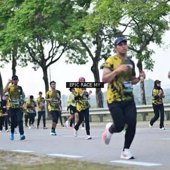 Runner Photo 6222517