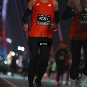 Runner Photo 6222816
