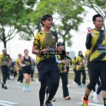 Runner Photo 6222830
