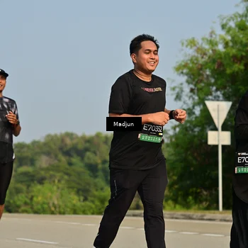 Runner Photo 6222845