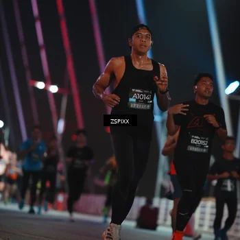 Runner Photo 6222899