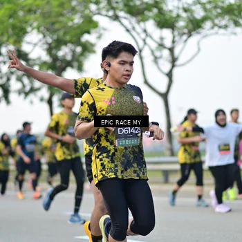 Runner Photo 6222900