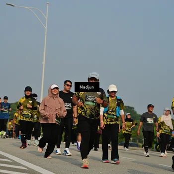 Runner Photo 6223043
