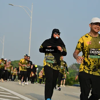 Runner Photo 6223045