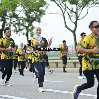 Runner Photo 6223069