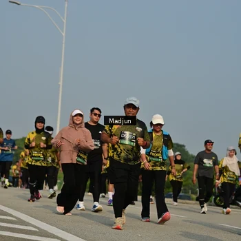 Runner Photo 6223073