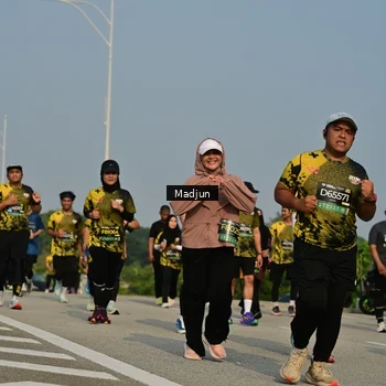 Runner Photo 6223077