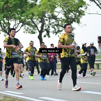 Runner Photo 6223098