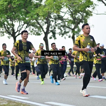 Runner Photo 6223105