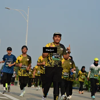 Runner Photo 6223244
