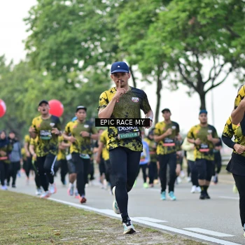 Runner Photo 6223245
